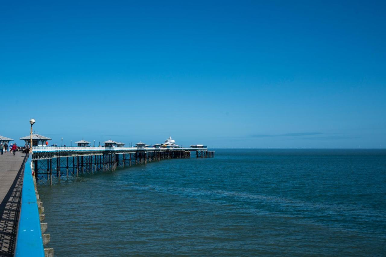 The Central Hotel Llandudno Exterior photo