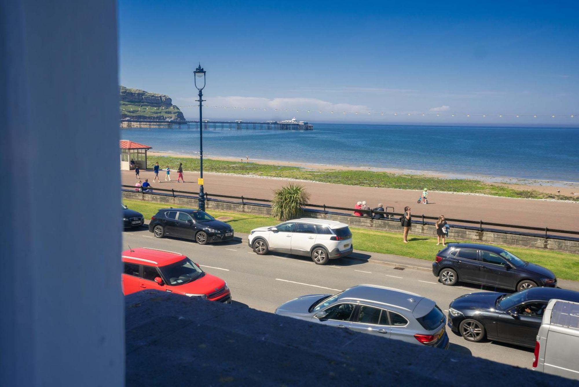 The Central Hotel Llandudno Exterior photo
