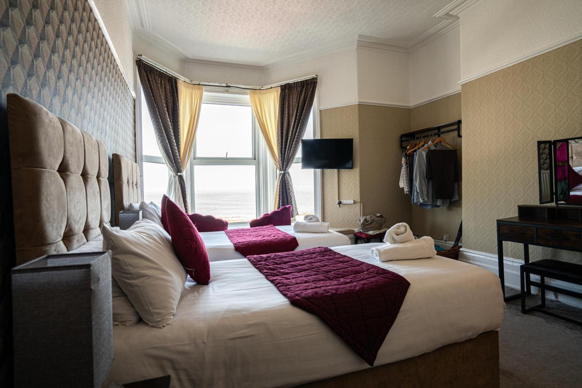 The Central Hotel Llandudno Exterior photo